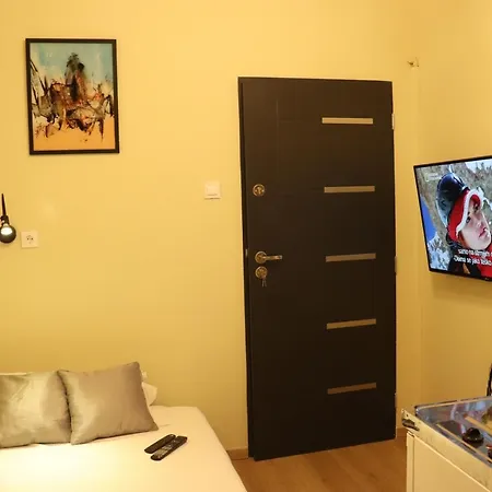 Little Zrin Rooms Zagreb Exteriör bild