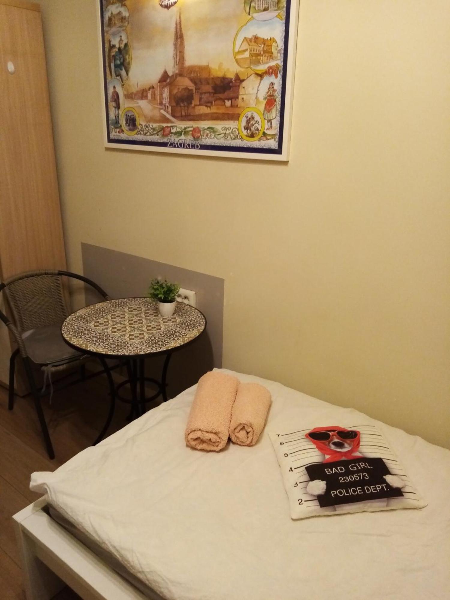 Little Zrin Apartment *